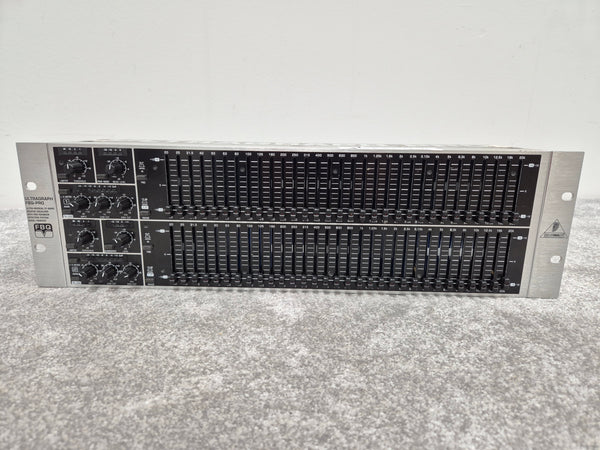 Behringer ULTRAGRAPH PRO FBQ6200HD - 31-Band Stereo Graphic Equalizer (Spares or Repairs)