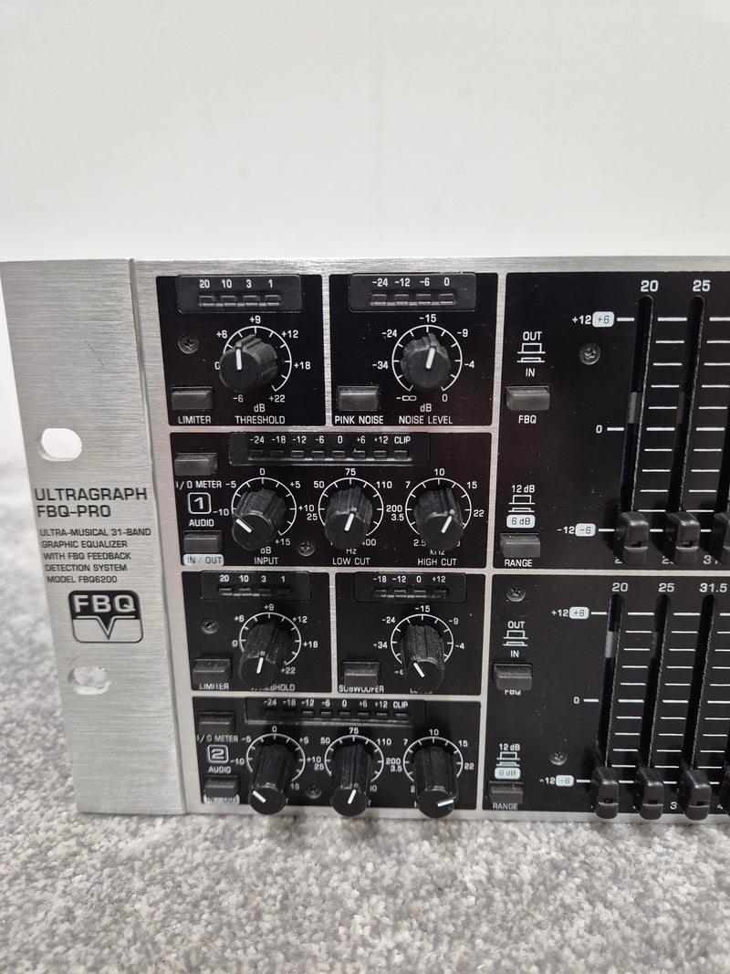 Behringer ULTRAGRAPH PRO FBQ6200HD - 31-Band Stereo Graphic Equalizer (Spares or Repairs) - Image 2