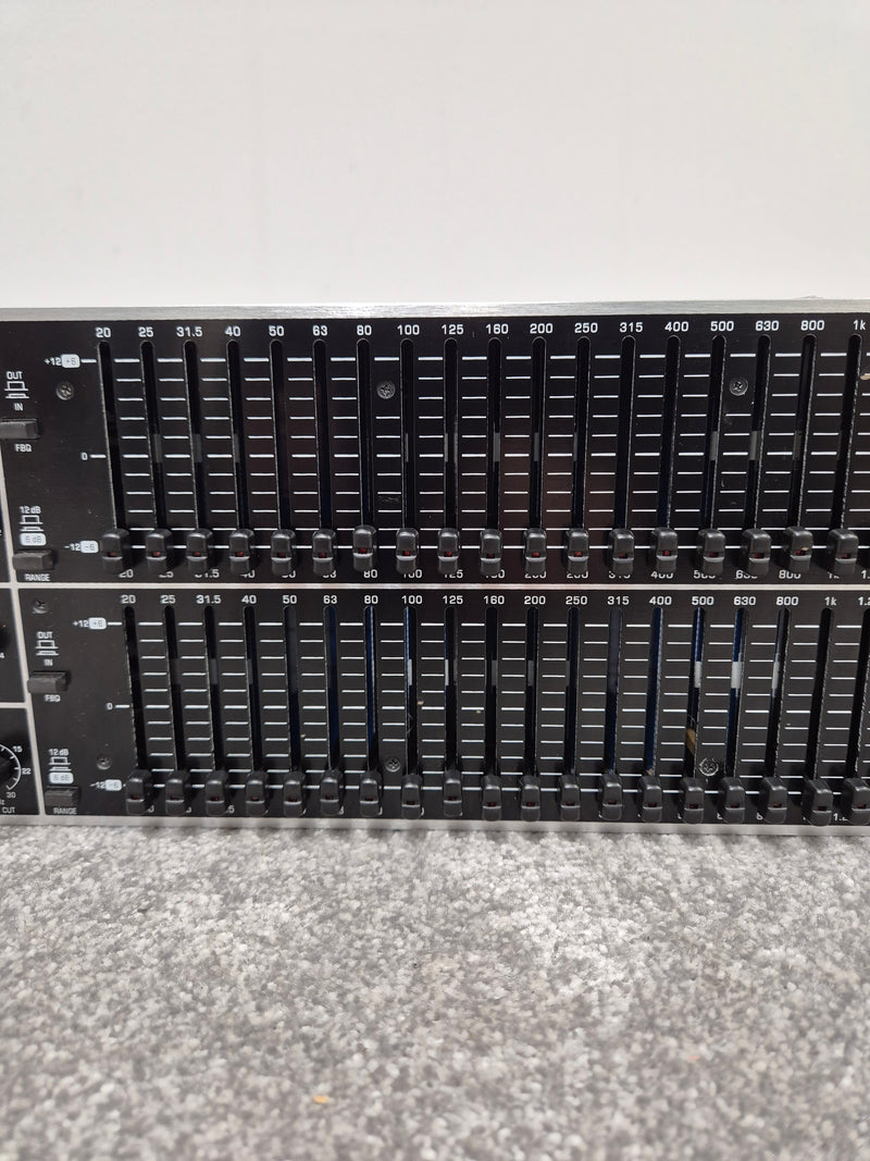 Behringer ULTRAGRAPH PRO FBQ6200HD - 31-Band Stereo Graphic Equalizer (Spares or Repairs) - Image 3