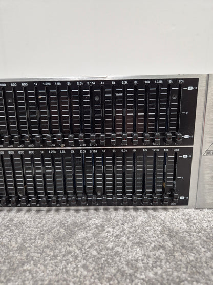 Behringer ULTRAGRAPH PRO FBQ6200HD - 31-Band Stereo Graphic Equalizer (Spares or Repairs)