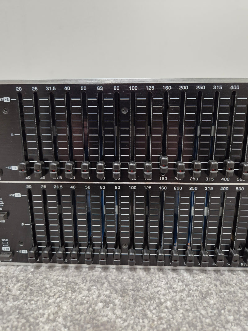 Behringer ULTRAGRAPH PRO FBQ6200HD - 31-Band Stereo Graphic Equalizer - Image 3