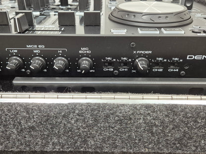 Denon MC6000MK2 - Professional DJ Controller and Digital Mixer w/ Flight Case