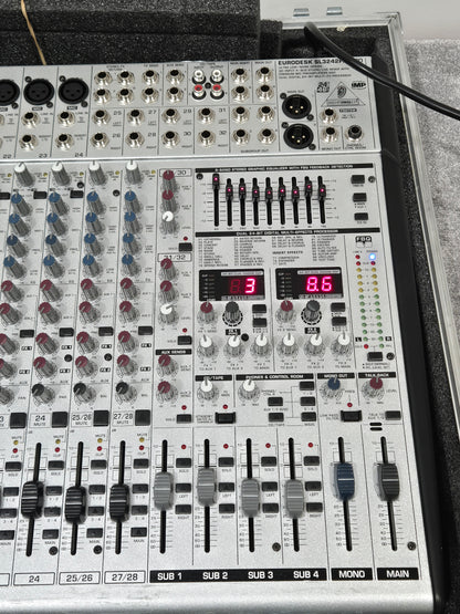 Behringer Eurodesk SL3242FX Pro - 32-input 4-bus Studio/Live Mixer (Read Description)