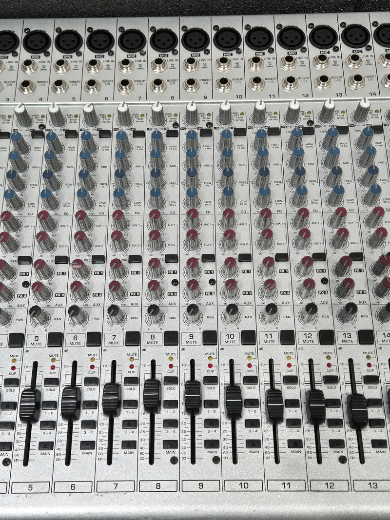 Behringer Eurodesk SL3242FX Pro - 32-input 4-bus Studio/Live Mixer (Read Description) - Image 4