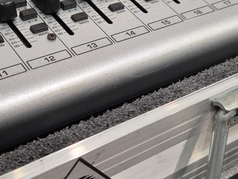 Behringer Eurodesk SL3242FX Pro - 32-input 4-bus Studio/Live Mixer (Read Description) - Image 7