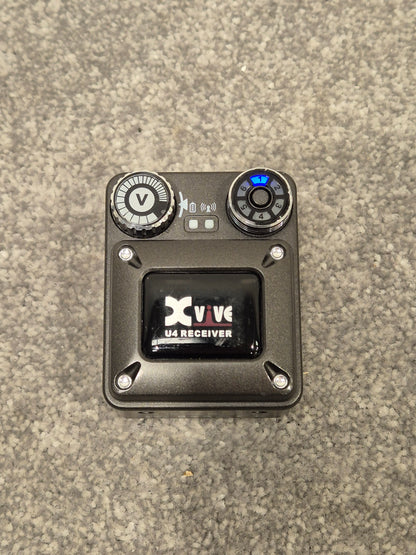 Xvive U4 - 2.4 GHz Wireless In-Ear Monitoring Solution w/ Original Box