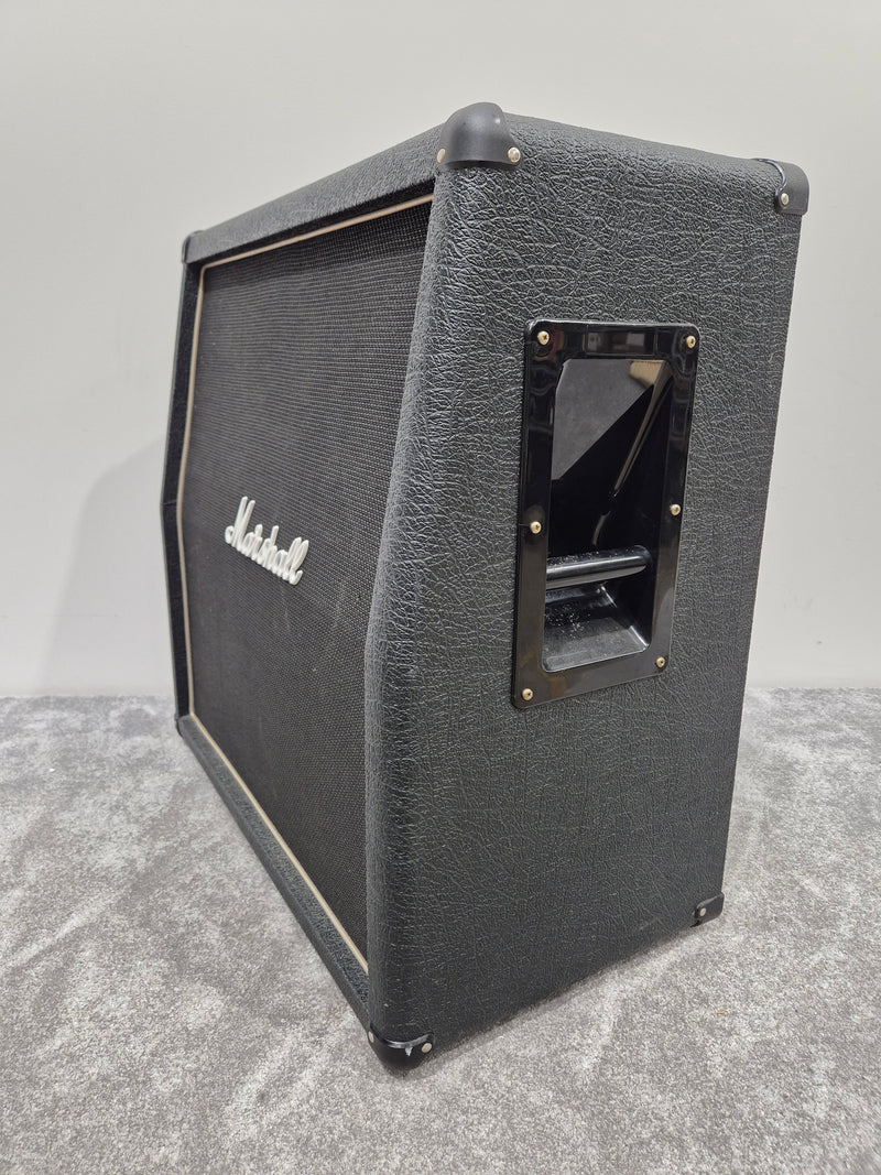 Marshall AVT412 - 200W 4x12 Angled Guitar Cabinet - Image 9