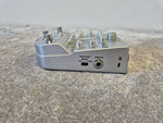 Zoom A3 Pre-Amp & Effects Pedal for Acoustic Guitar - Image 4