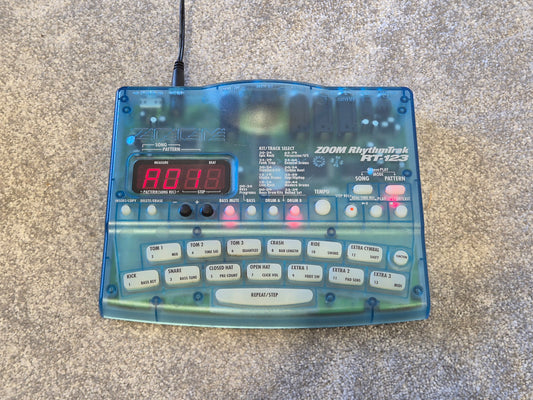 Zoom RhythmTrak RT-123 - Drum Machine