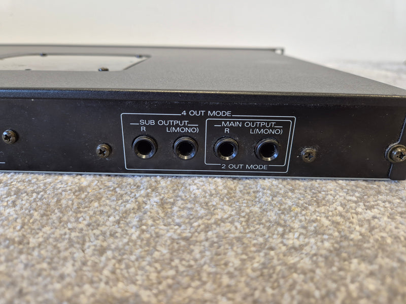 Roland JV-880 - 1U Rackmount Synthesizer Module - Image 8