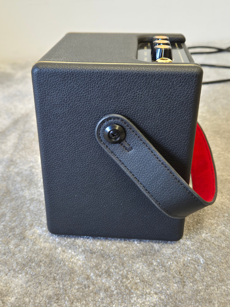 Positive Grid Spark Mini - Battery-Powered Guitar Amplifier - Image 3