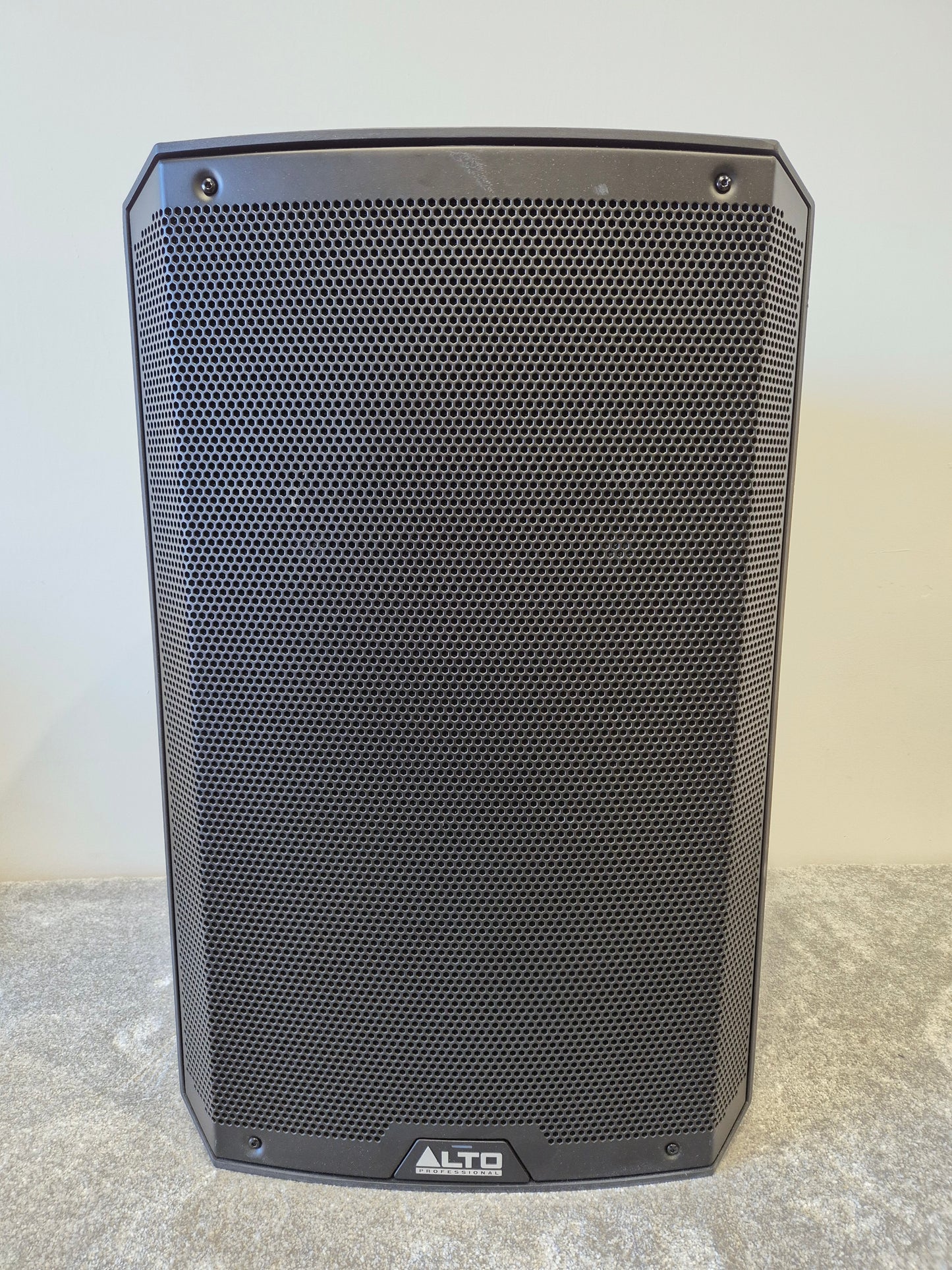 Alto Truesonic TS215 - 1100-watt Active Loudspeaker