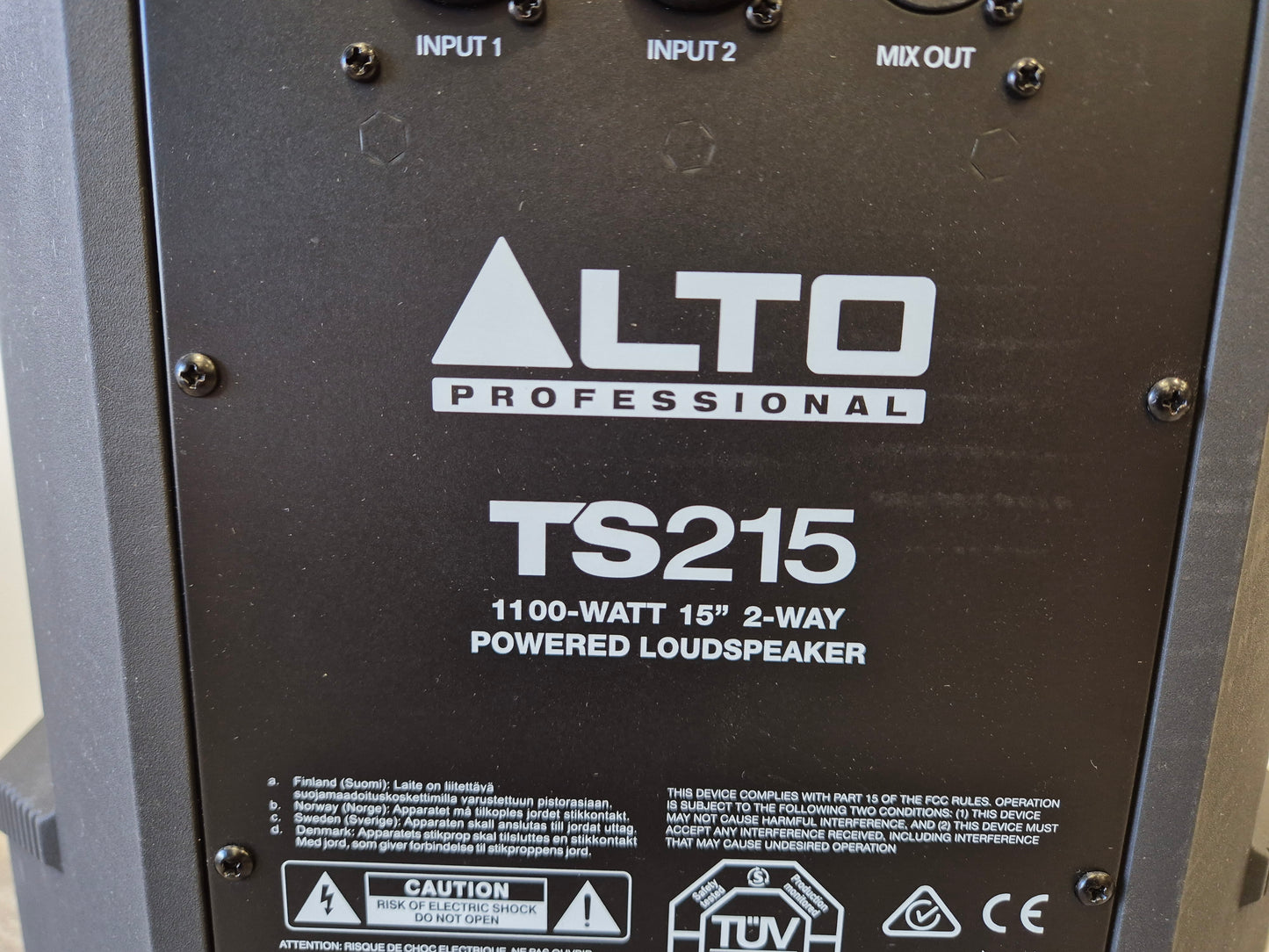 Alto Truesonic TS215 - 1100-watt Active Loudspeaker