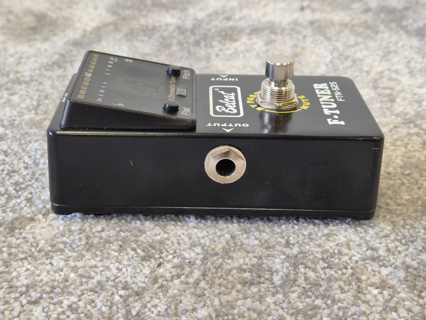 Belcat FTN-525 -  Chromatic Pedal Tuner