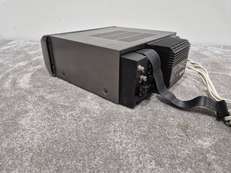 Technics SA EH600 Tuner Amplifier - Powerful and Versatile Audio Amplifier - Image 10