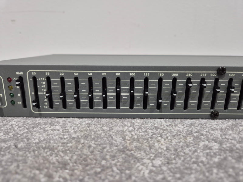 Crest CPQ1131 - 31-Band Graphics Equalizer - Image 3