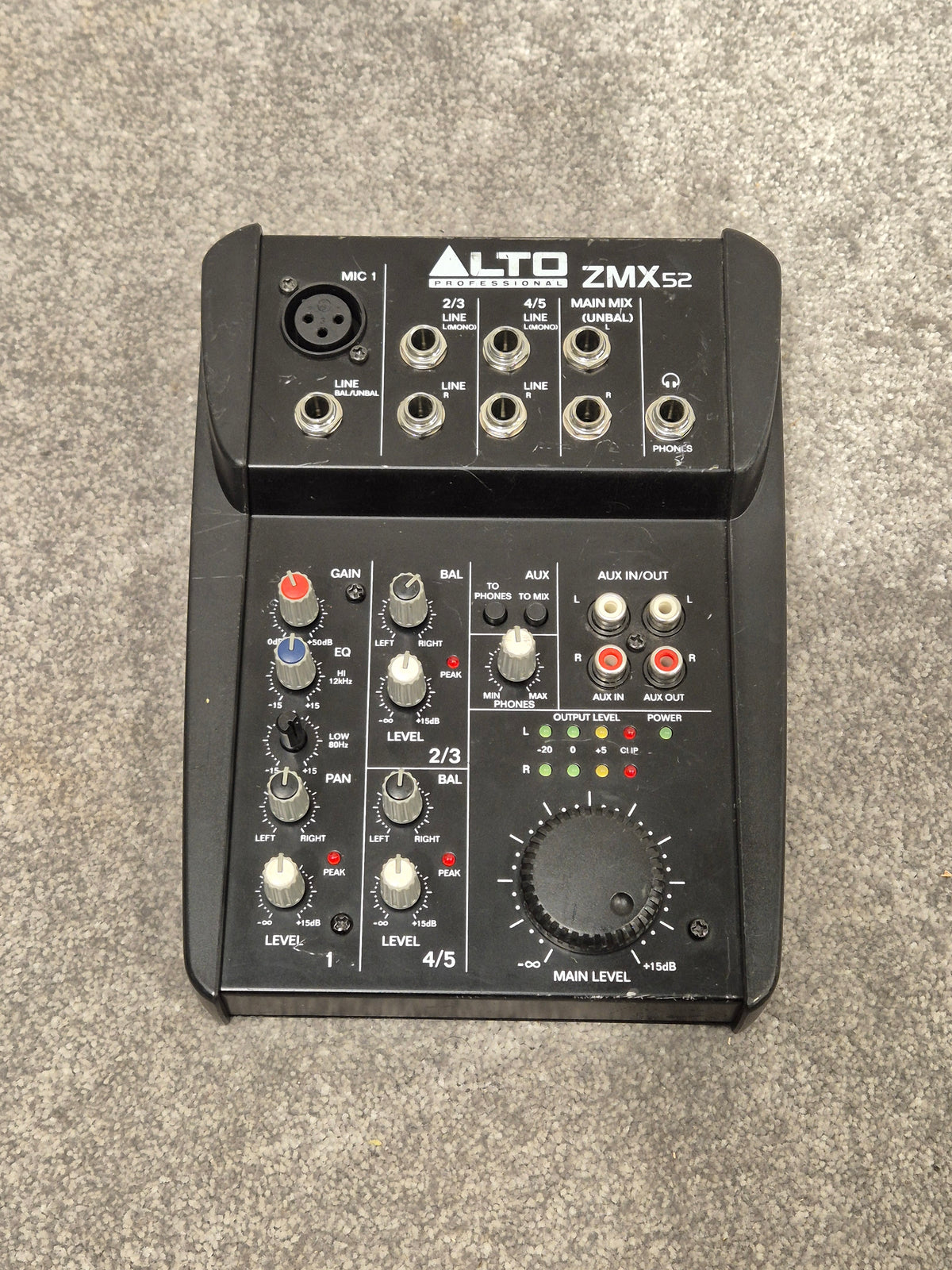 Alto Zephyr ZMX52 - Compact 5-Channel Mixer