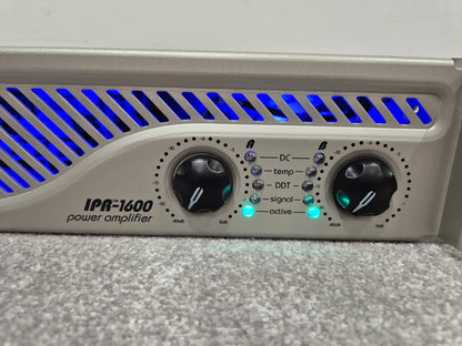 Peavey IPR 1600 - Digital Power Amplifier w/ Original Box