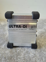 Behringer ULTRA-DI DI100 - Battery/Phantom Powered DI Box - Image 1