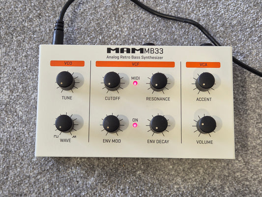 The MAM MB33 - Analog Monophonic Synthesizer