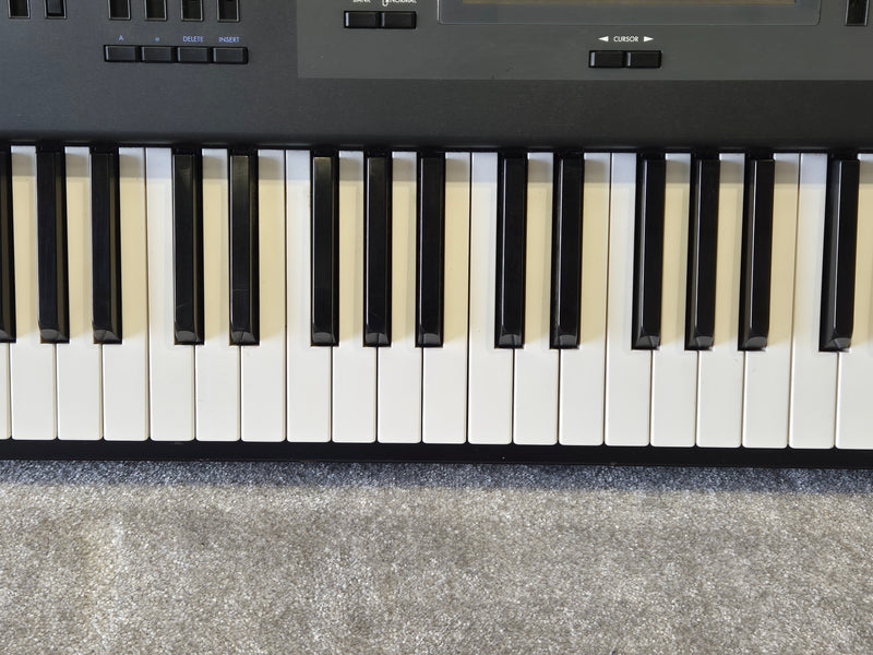 Korg SG Pro X - Stage Piano and MIDI Controller - Image 6