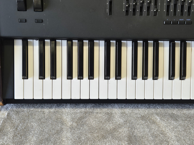 Korg SG Pro X - Stage Piano and MIDI Controller - Image 7