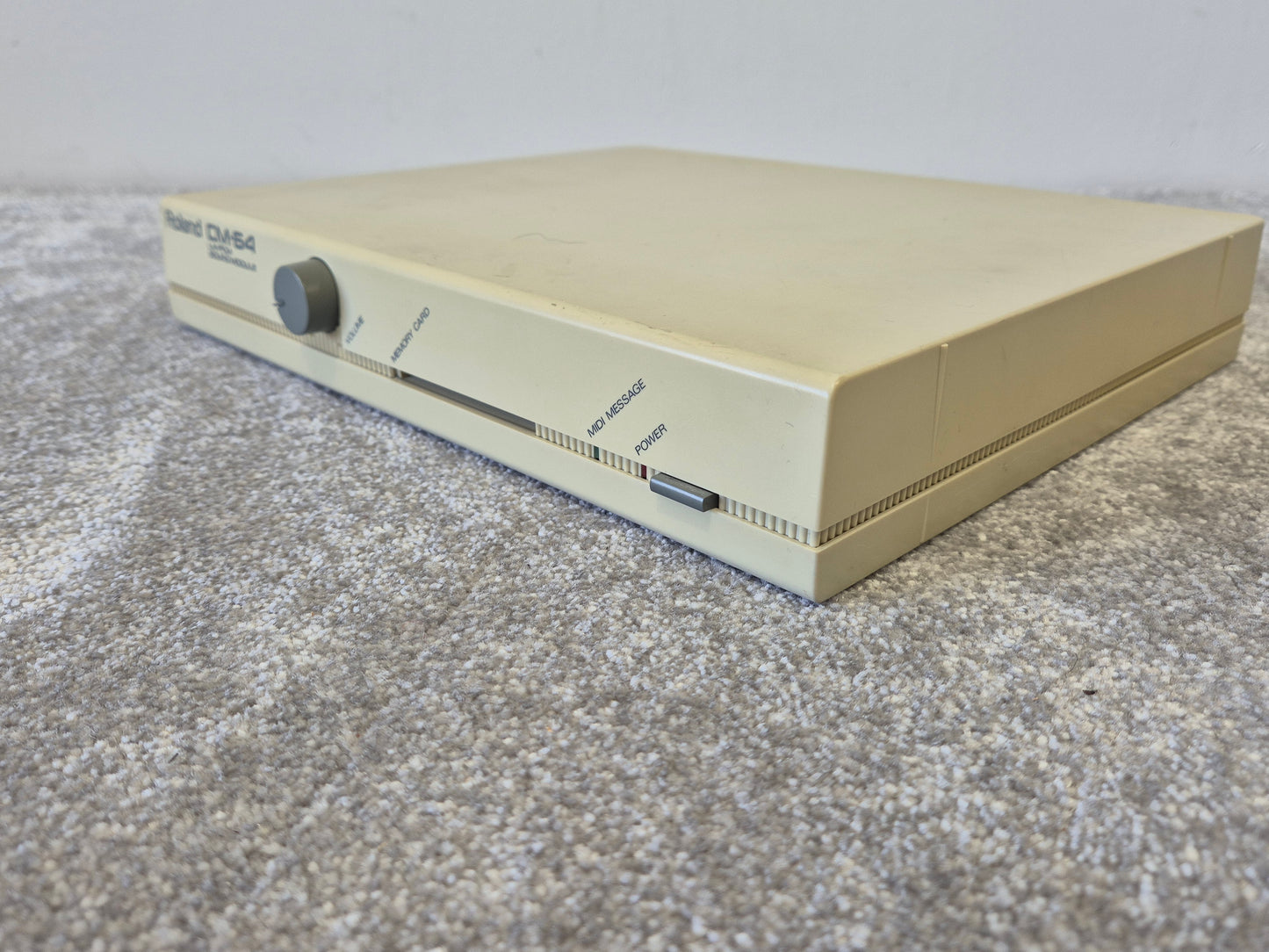 Roland CM-64 - Vintage Desktop Digital Synthesizer