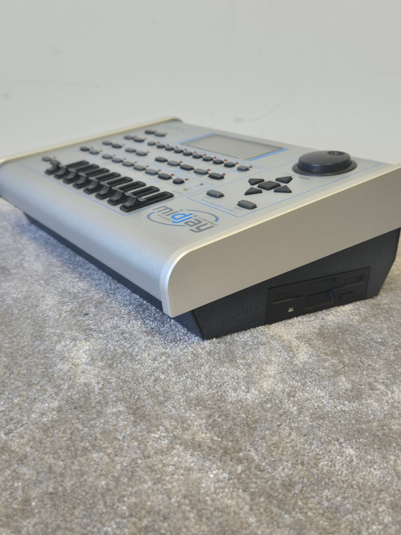 Ketron Midjay – Live Audio/MIDI Player Multimedia Module – Excellent w/ Soft Bag, Power Cable, USB Cable & Manual - Image 13