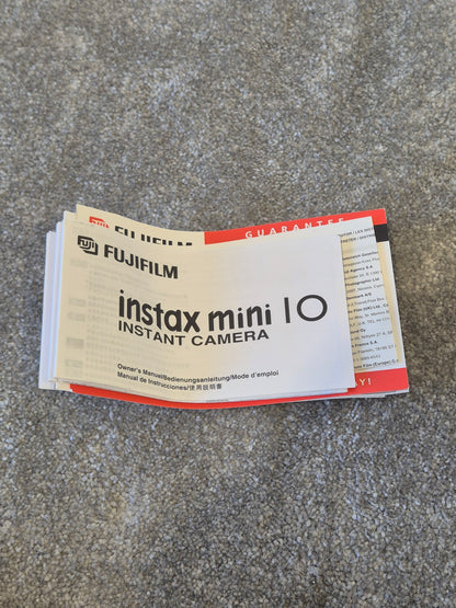 Fujifilm Instax Mini 10 - Instant Film Camera (Spares or Repairs)