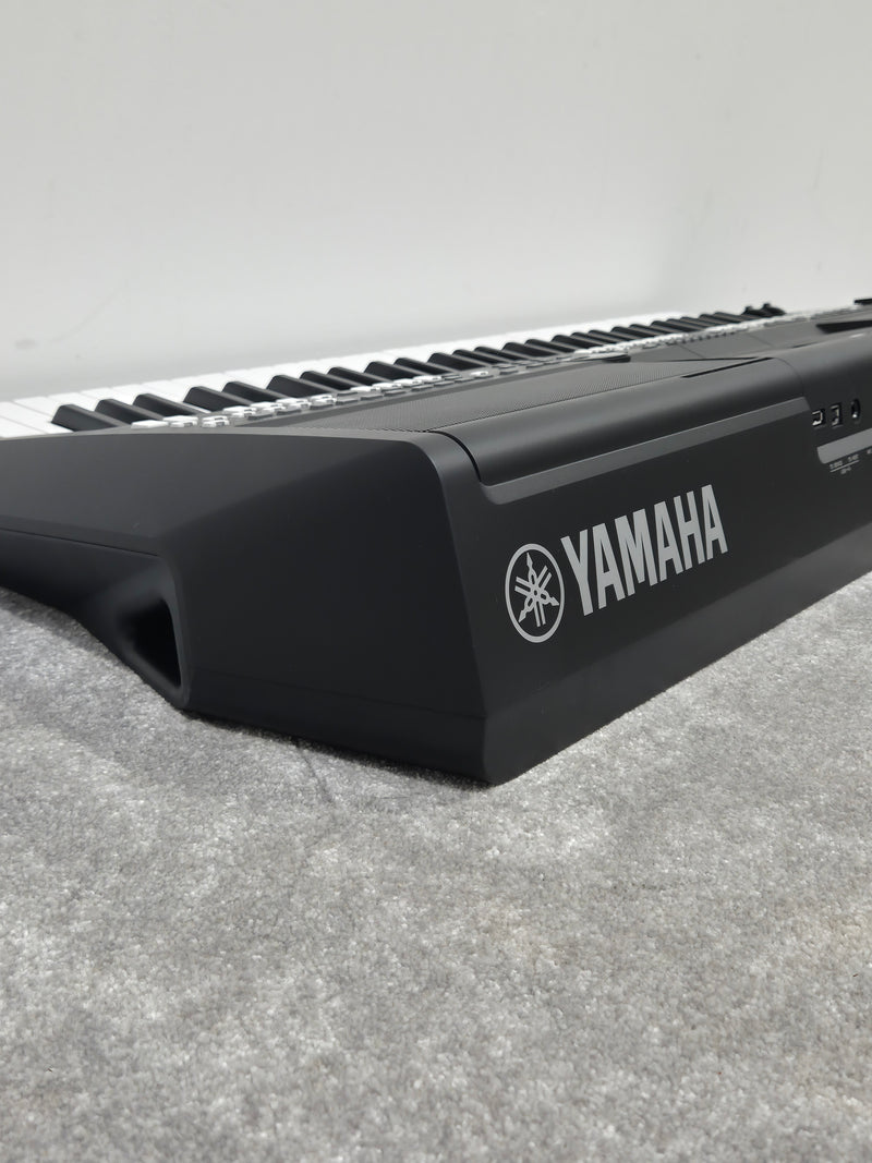 Yamaha PSR-SX600 - Portable Arranger Keyboard - Image 8