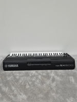 Yamaha PSR-SX600 - Portable Arranger Keyboard - Image 9