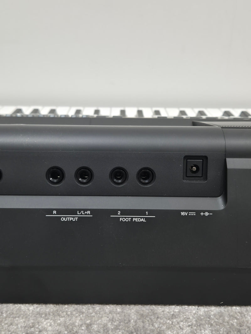 Yamaha PSR-SX600 - Portable Arranger Keyboard - Image 11