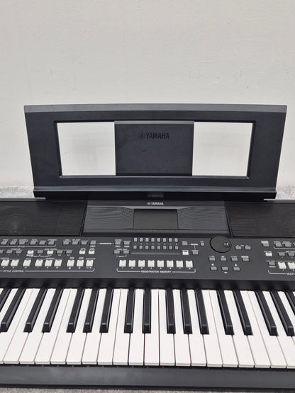 Yamaha PSR-SX600 - Portable Arranger Keyboard