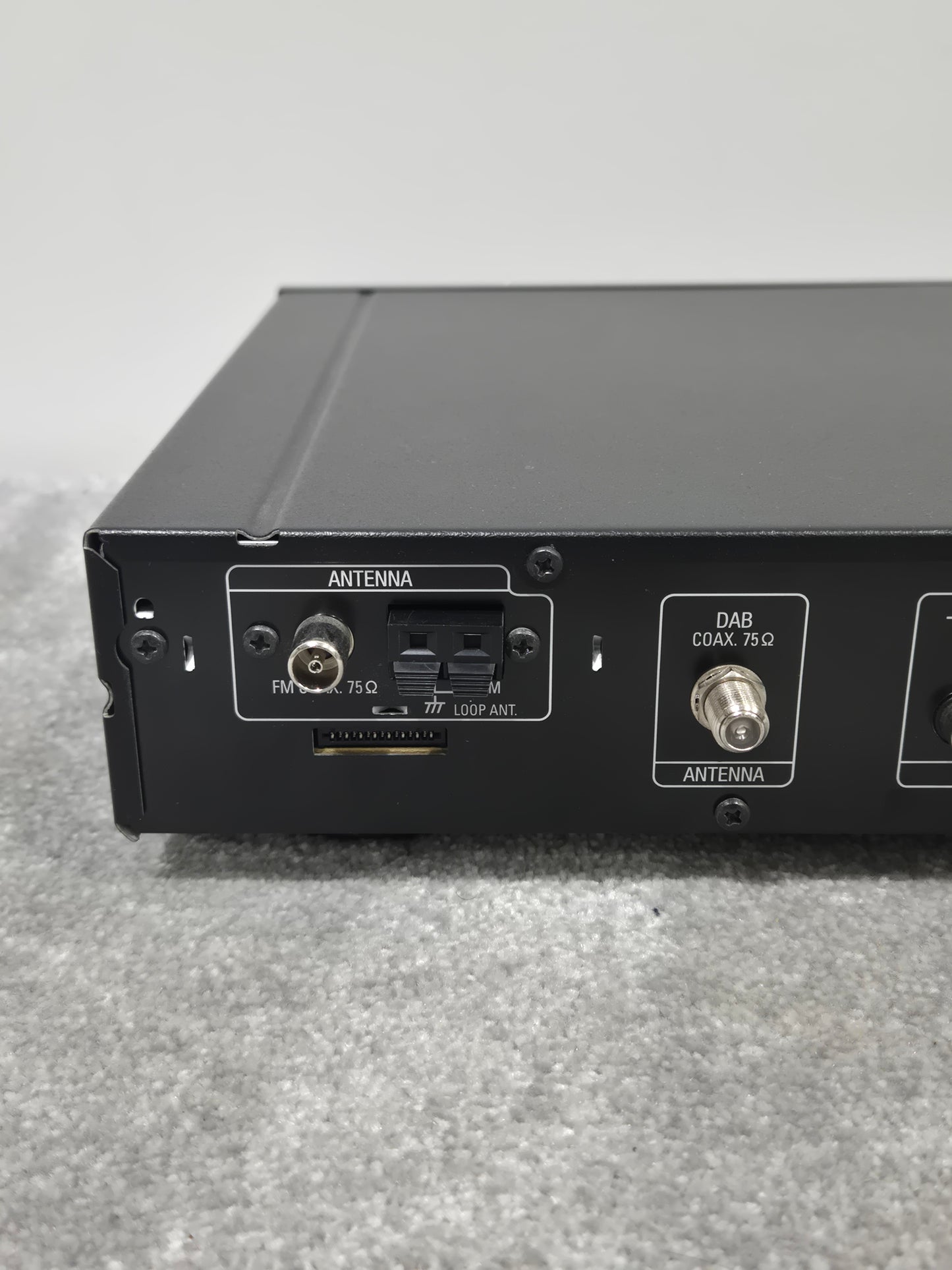 Denon TU-1800DAB - Audio Tuner (Spares or Repairs)