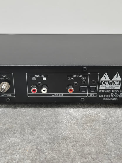 Denon TU-1800DAB - Audio Tuner (Spares or Repairs)