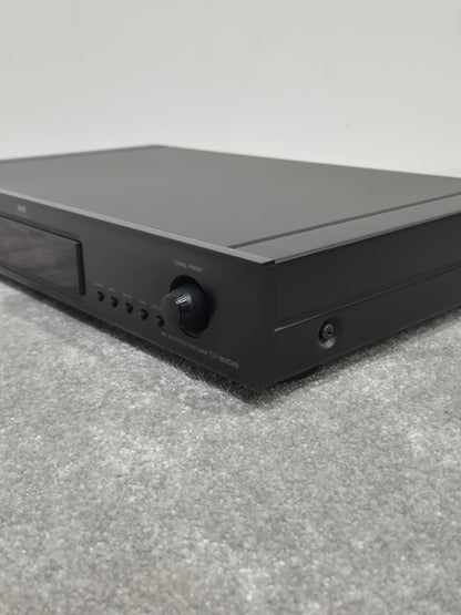 Denon TU-1800DAB - Audio Tuner (Spares or Repairs)