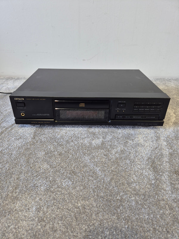 Aiwa XC-300 - Versatile Compact Disc Player