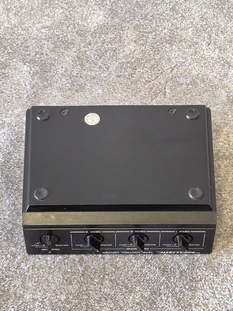 Realistic Tape Control Center - Passive Switchbox - Image 7