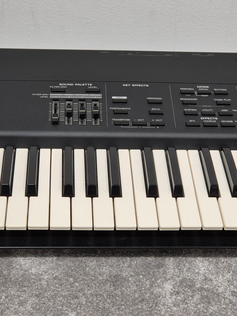 Roland XP-80 - Digital Music Workstation Synthesizer w/ Original Box - Image 9