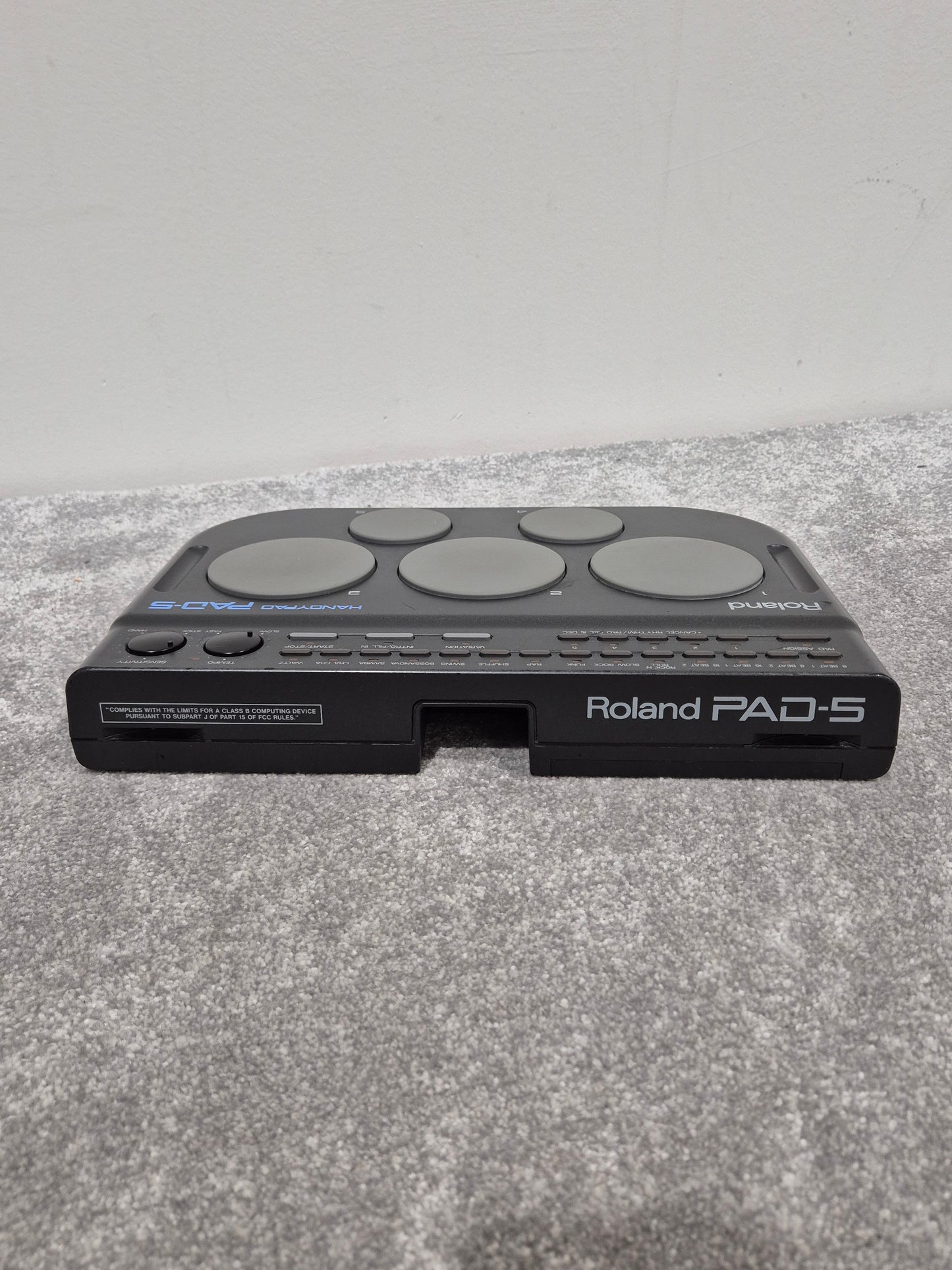 Roland Handypad Pad-5 - Portable MIDI Drum Controller