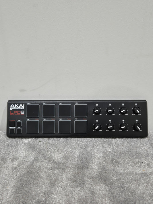 Akai LPD8 Pad Controller - Compact USB MIDI Pad