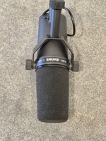 Shure SM7B - Dynamic Microphone w/ Original Box - Image 3