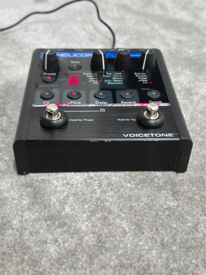 TC Helicon VoiceTone Create XT - Vocal Processor