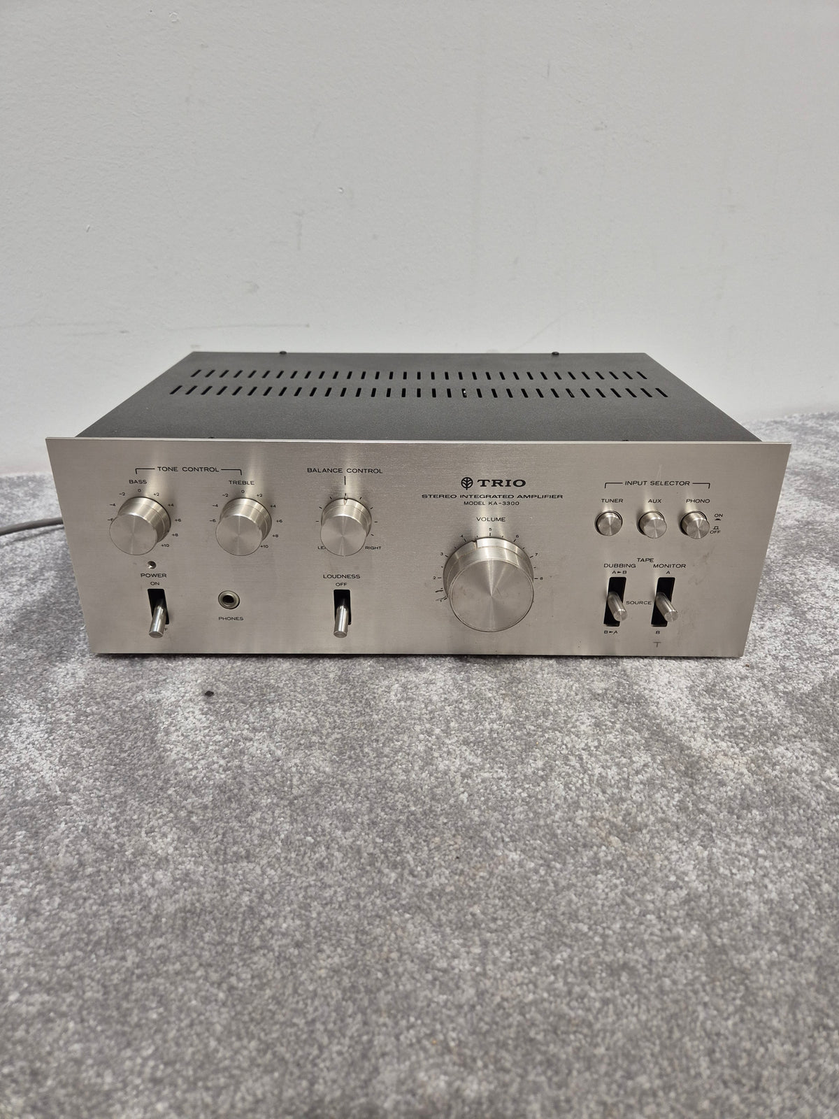 Trio KA-3300 - Vintage Integrated Amplifier