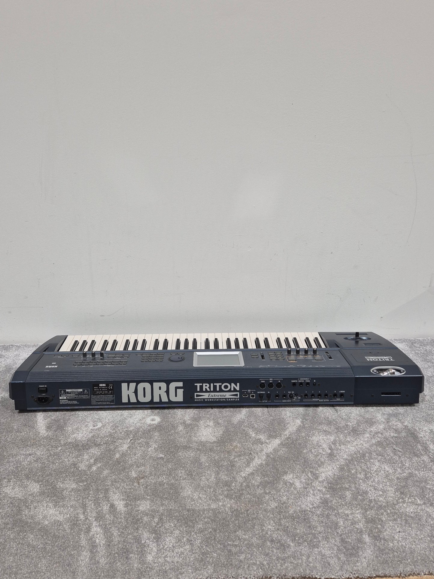 Korg Triton Extreme - 61 Key Music Workstation Synthesizer w/ Original Box
