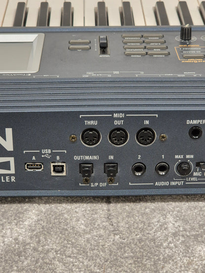 Korg Triton Extreme - 61 Key Music Workstation Synthesizer w/ Original Box