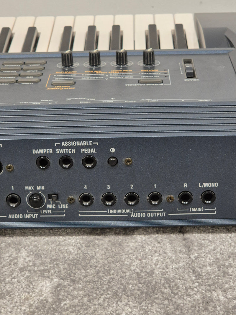 Korg Triton Extreme - 61 Key Music Workstation Synthesizer w/ Original Box - Image 12