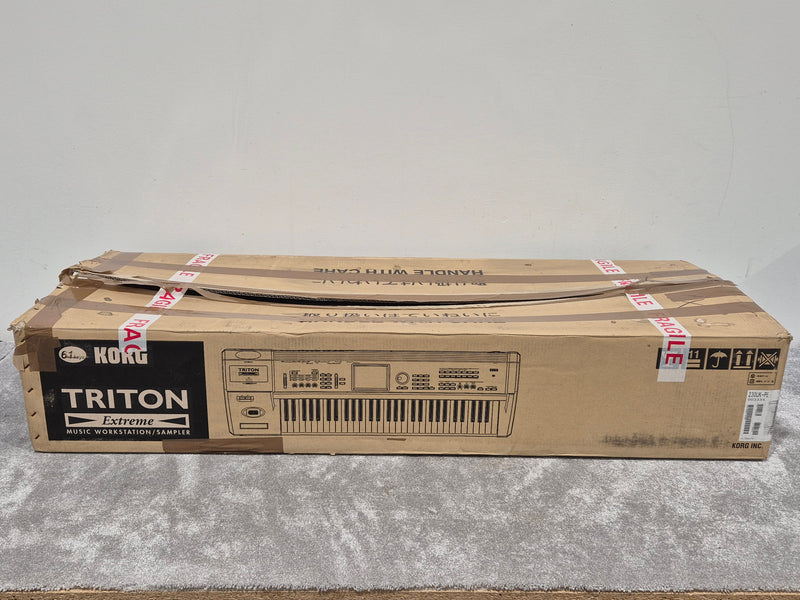 Korg Triton Extreme - 61 Key Music Workstation Synthesizer w/ Original Box - Image 18