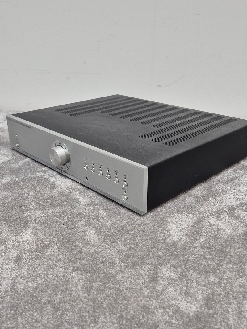 Musical Fidelity's A3 - Dual Mono Preamplifier - Image 9
