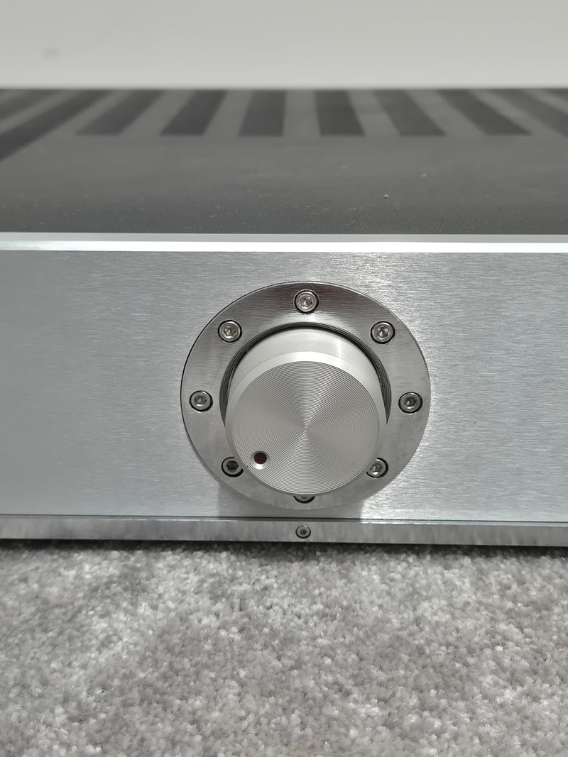 Musical Fidelity's A3 - Dual Mono Preamplifier - Image 11